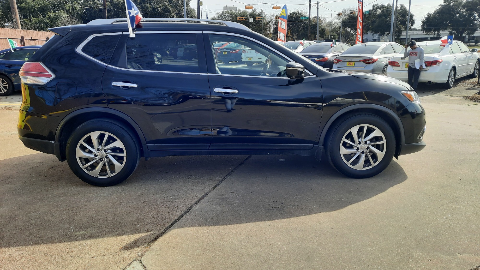 photo of 2015 Nissan Rogue S 2WD